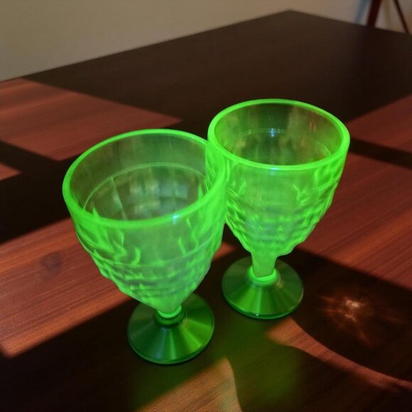 Pair of Hazel-Atlas “Colonial Block” Uranium Green Water Goblets – 5¾" Depressio - Picture 2 of 10